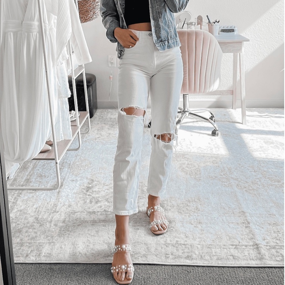 Abercrombie white mom jeans